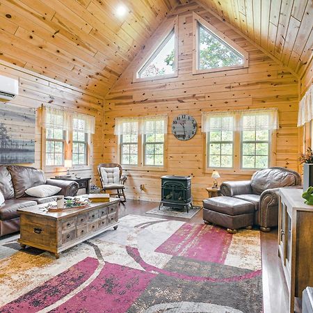 Idyllic Cabin In The Heart Of Hocking Hills Rockbridge Exterior photo